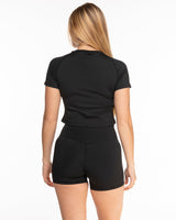 Collective Studios - The Short Sleeve Crop - Black
