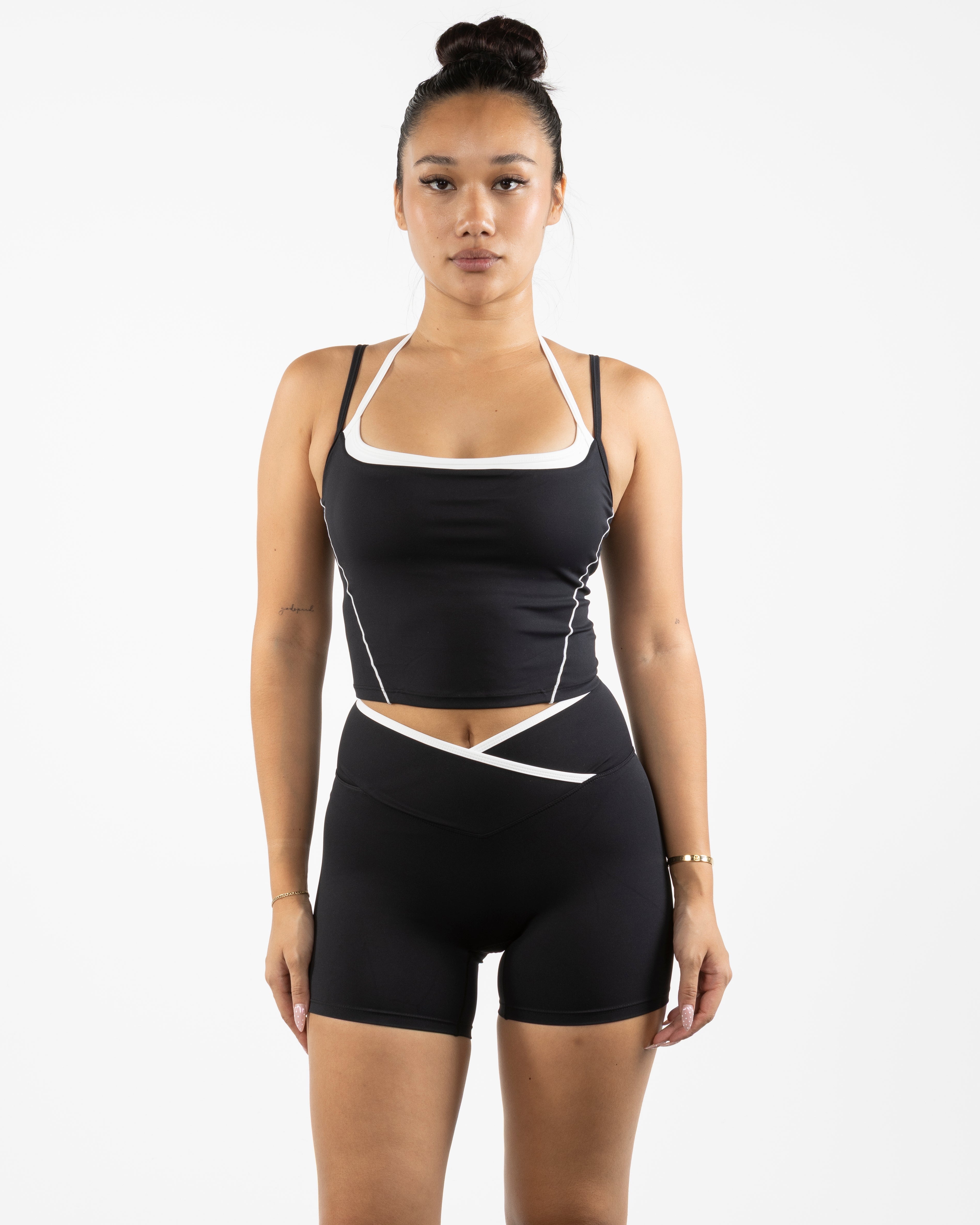 The Refinery Fitness Studio Piped Tank - Black