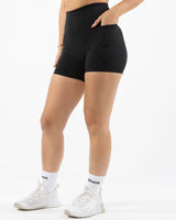 Studio 205 - The Womens Sporty Pocket Short - Black