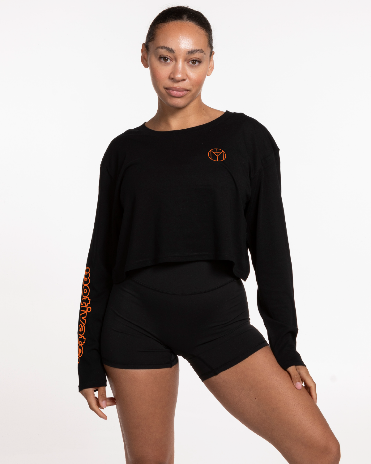 Motivate Movement Crop Long Sleeve - Black