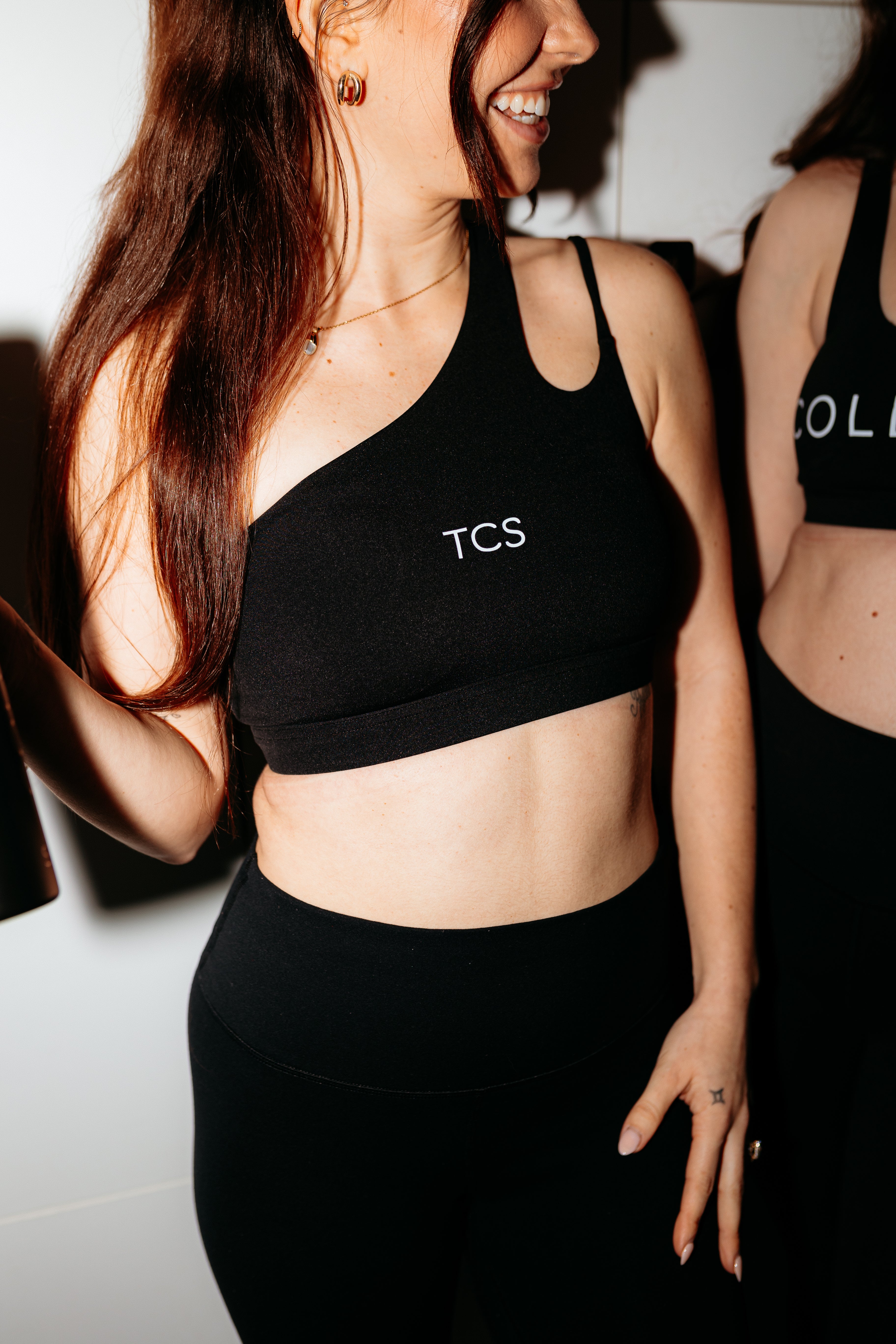 Collective Studios The One Shoulder Bra - Black